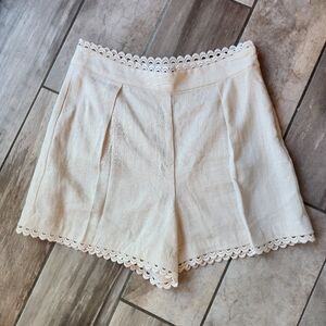 Scallop Trim Women's Linen Blend  Shorts in Cream